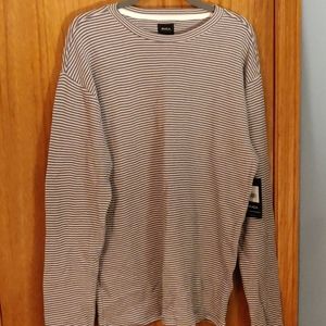 RVCA men's size large shirt w/ tags!!